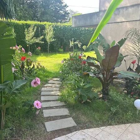 La Eucalyptus, Swimming Pool & Riviera Garden Willa Antibes