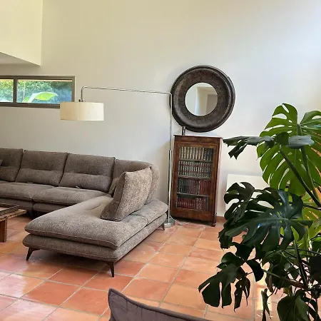La Eucalyptus, Swimming Pool & Riviera Garden Willa